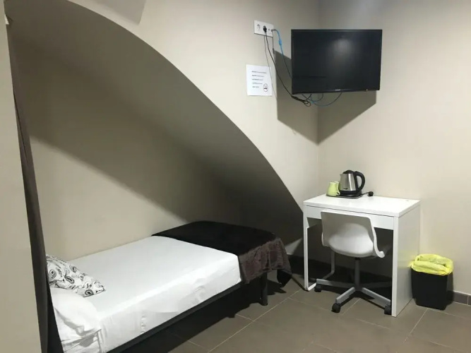 Laramond Barcelona Rooms