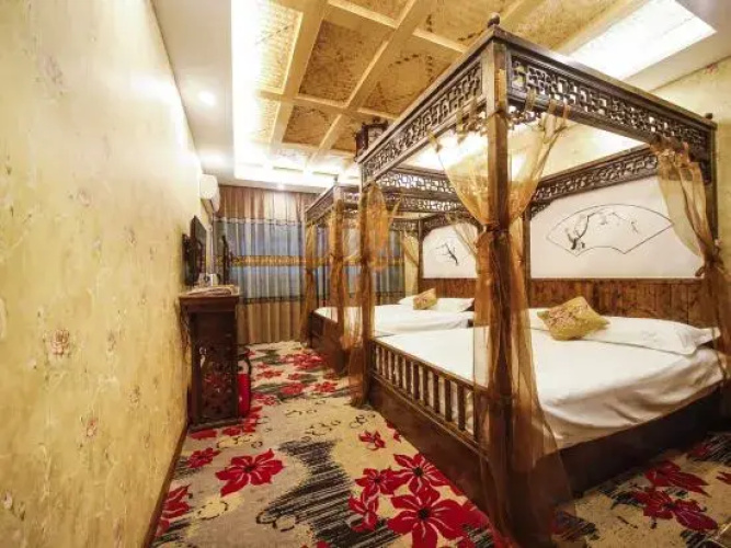 Fuyao Hotel