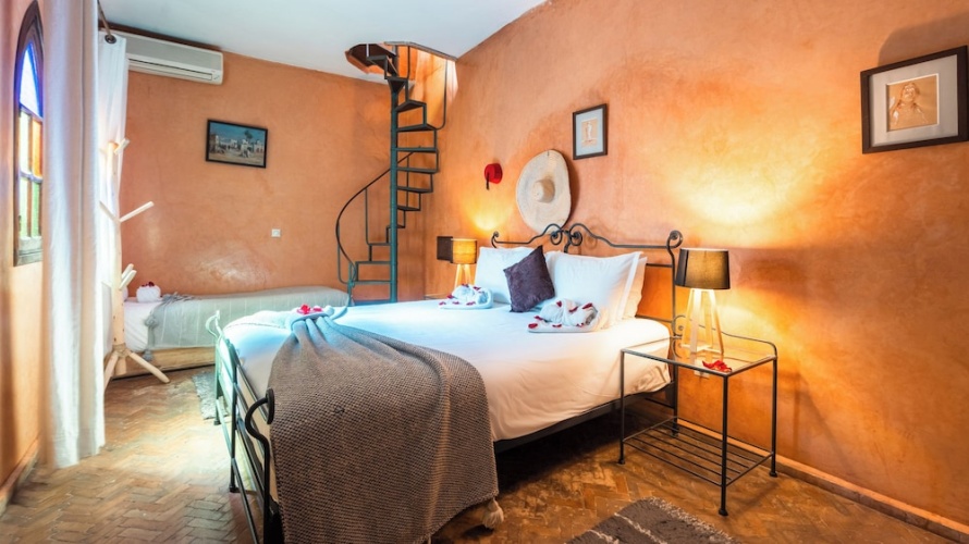Standard room with balcony