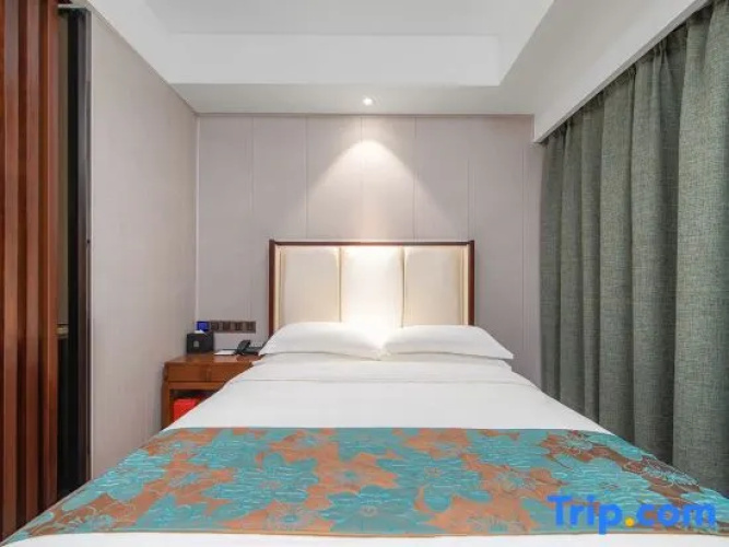 Yahou Light Luxury Hotel
