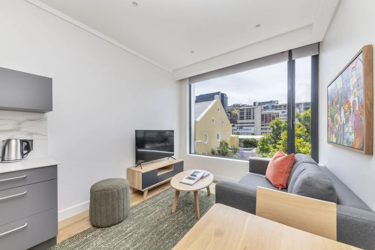 Comfortable Studio With City Views