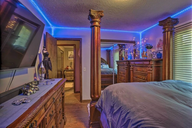 4 Bedrooms Cottage