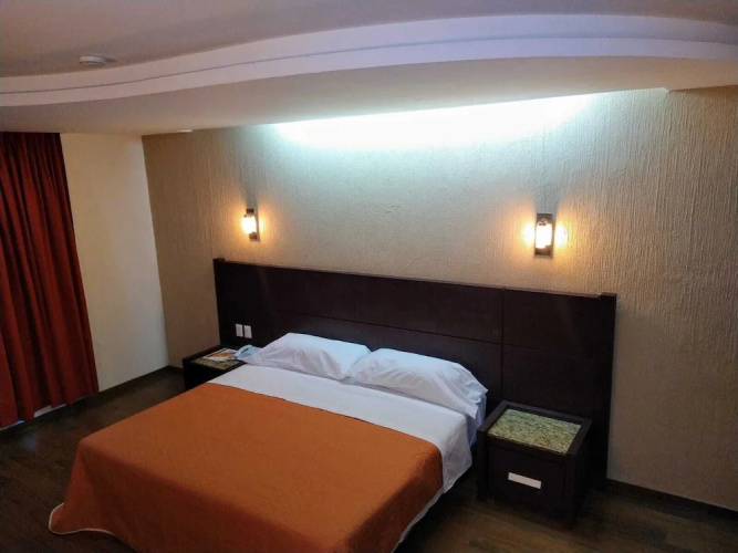 Hotel Oasis