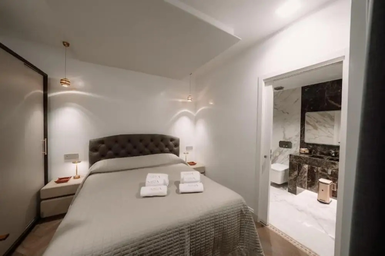 Sofia Ultra Suite Collection