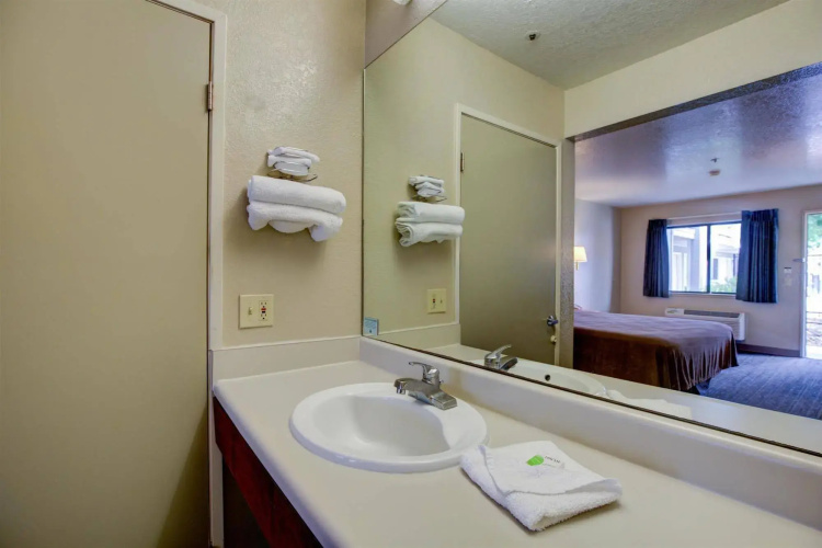 Good Nite Inn Salinas