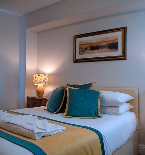 Standard Double Basement room