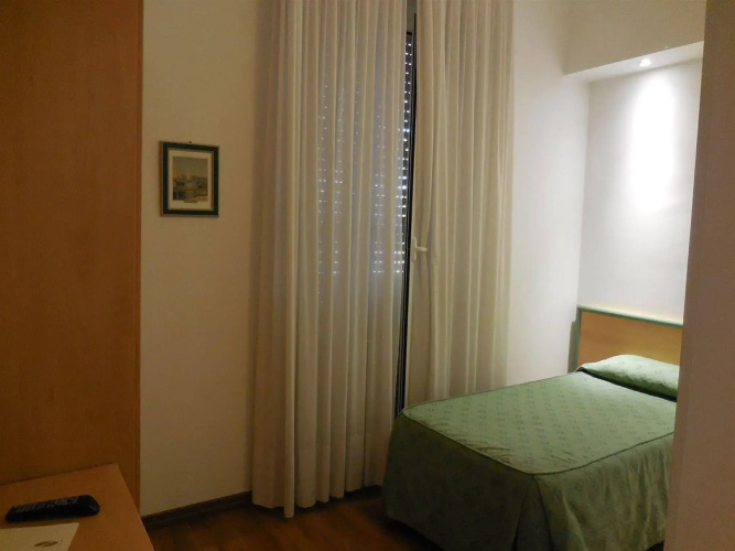 Hotel Iris