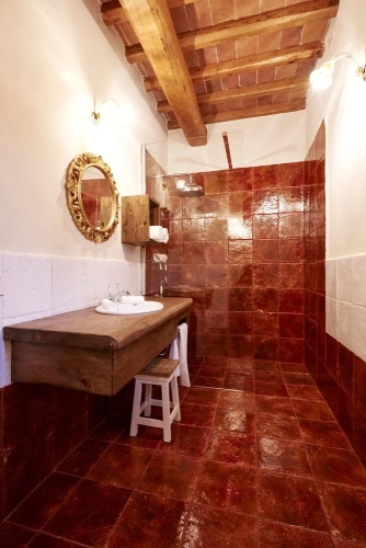 2 Bedrooms Deluxe Apartment with land view