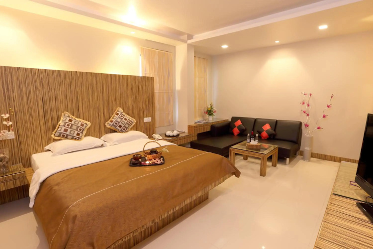 Maximillian Hotel