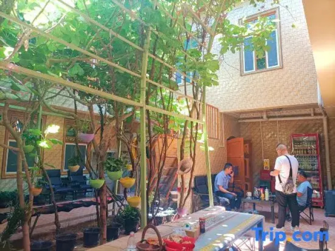 Kashgar Courtyard Style Homestay