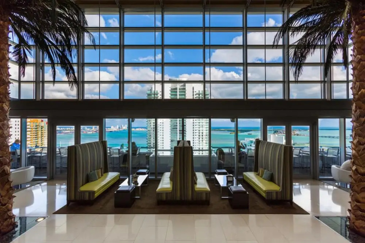 CitiScape - 1 BR Apt at Conrad Hilton
