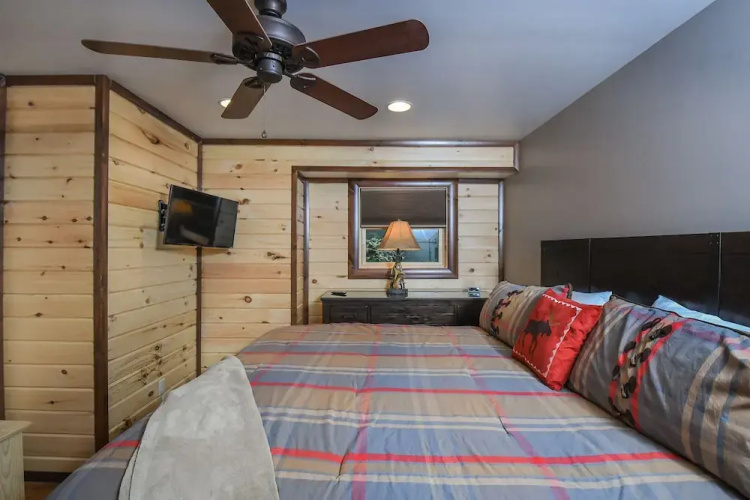 Nestled Hideaway House