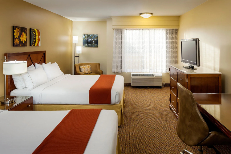Holiday Inn Express Simi Valley by IHG
