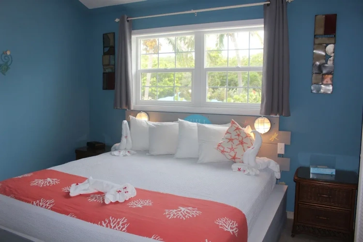 1 Bedroom Deluxe Villa beachfront