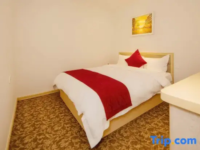 1 Bedroom Business Suite