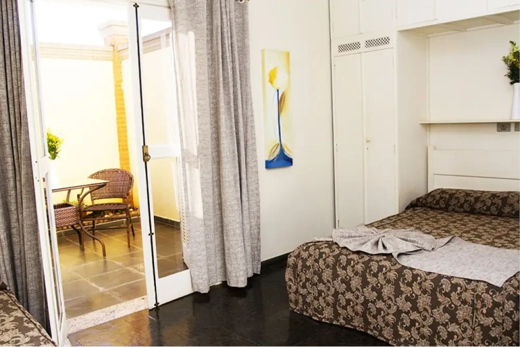 Standard room with balcony