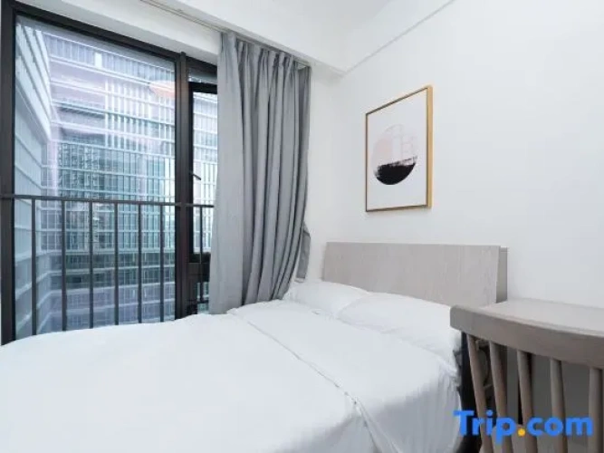 2 Bedrooms Business Suite