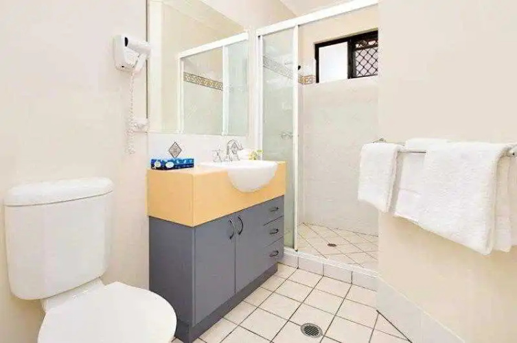 Best Western Central Plaza