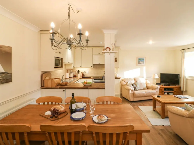 Honeysuckle Cottage