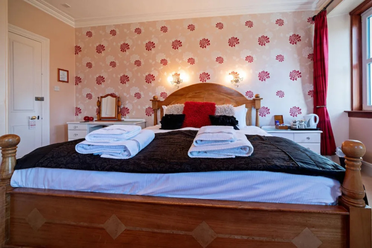 Rowan Tree Country Hotel