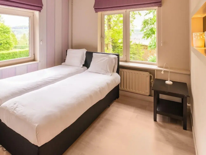 Spacious Villa Near Barvaux