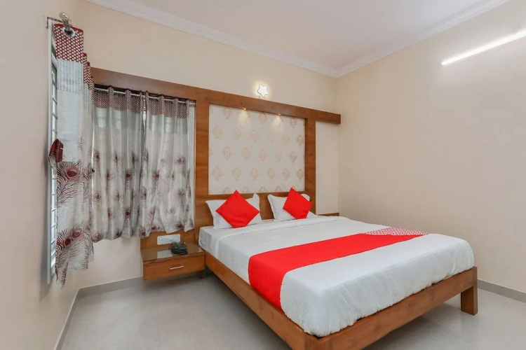 Oyo 24264 Monisha Residency