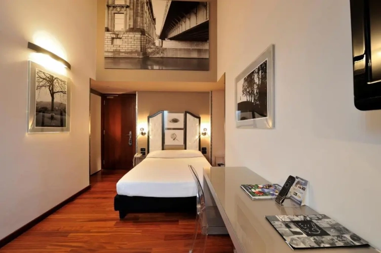 Deluxe Single room