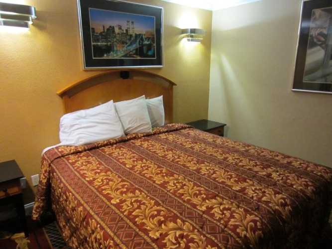 Sunrise inn