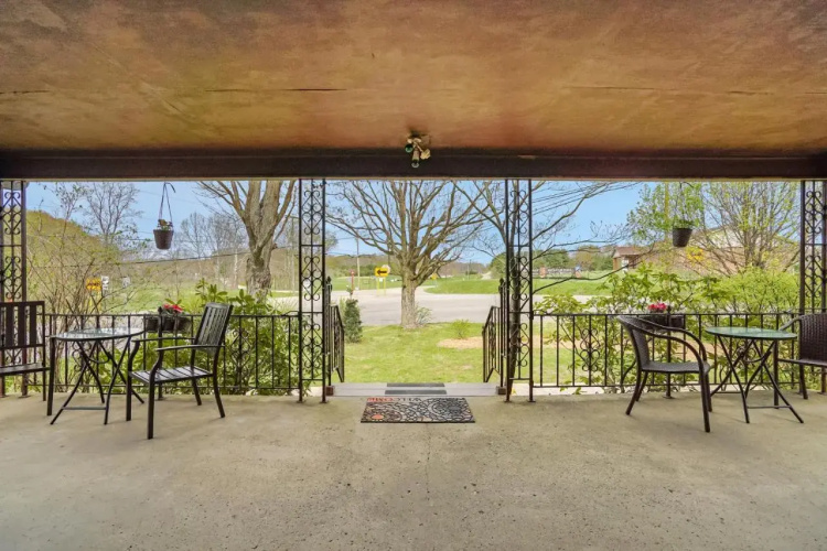 Hocking Hills Cabins & Resort Foxfire