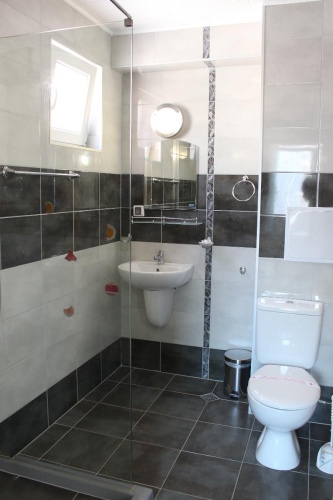 Standard Triple room with balcony
