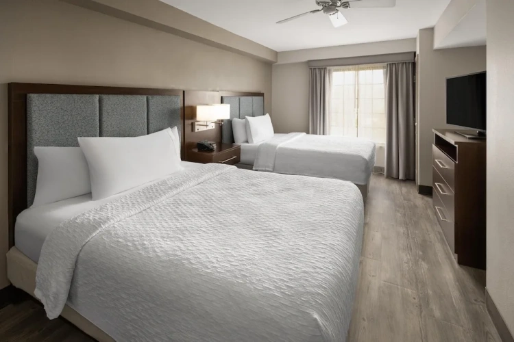 Quadruple Suite