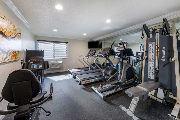 Best Western Town & Country Lodge photo 23