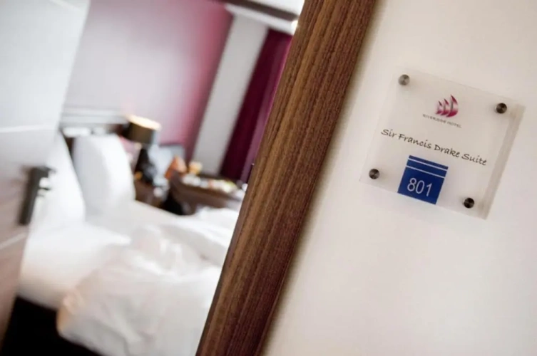 Double Suite with lake view