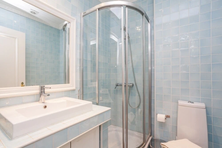 3 Bedrooms Luxury Apartment
