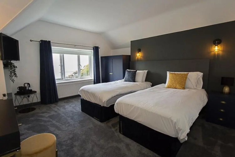 Bae Abermaw Hotel