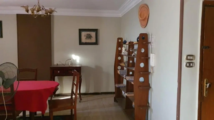 3 Bedrooms Apartment