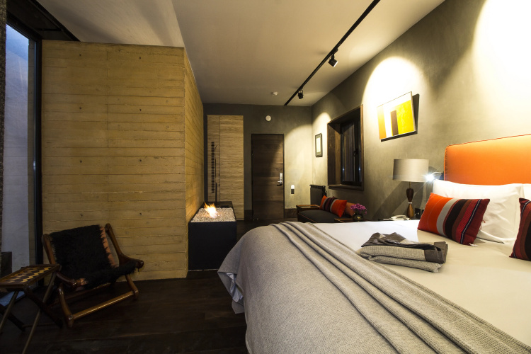 Uvence Arte + Hotel