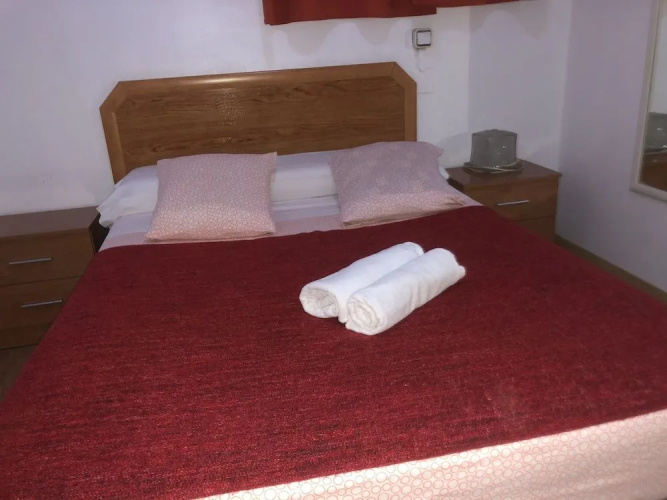 Hostal Village Multicolor - Adults Only