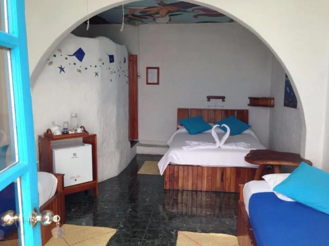 Standard Quadruple room with sea view