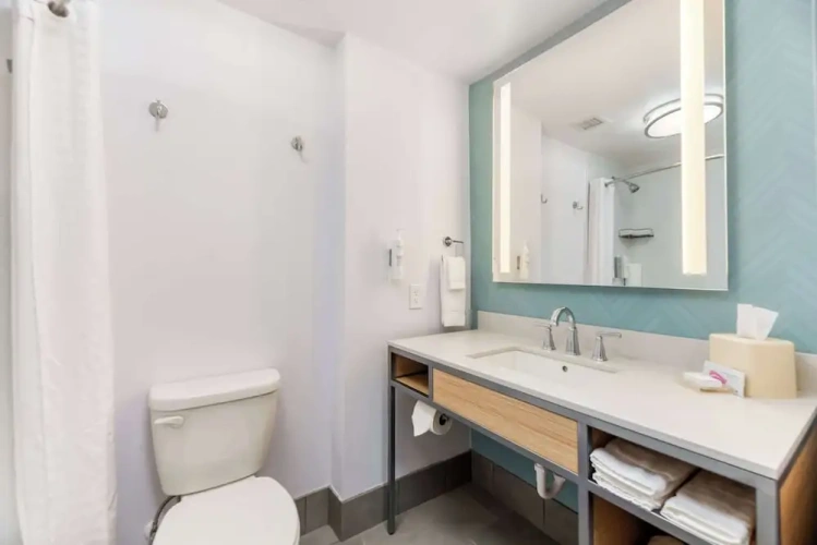 Standard Quadruple room with balcony and with view
