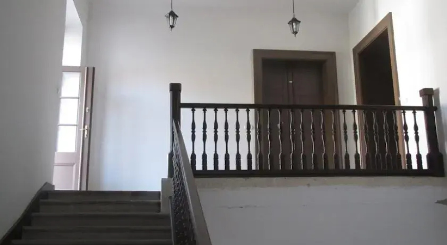 Gold Street Apartment