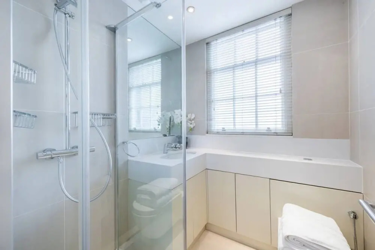 Luxurious 3-bed Apartment in London