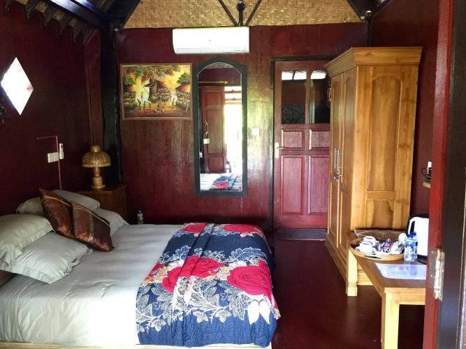 Mahogany Cottage