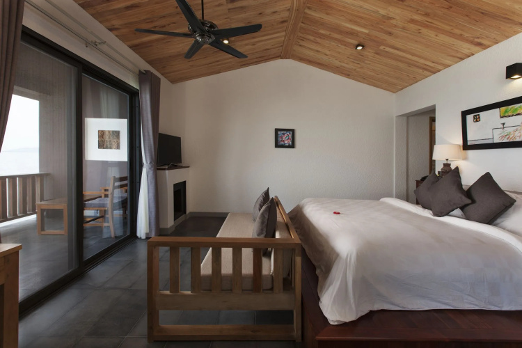 Vedana Lagoon Resort & Spa