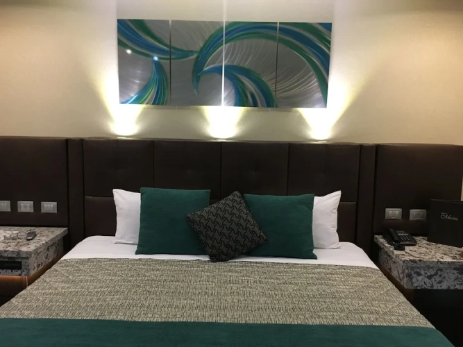 Standard Double Suite