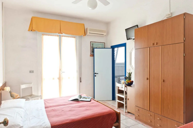 Hotel Antony - Pinarella Di Cervia