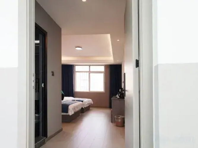 Cuigu Hotel (Chuangji Shangcheng)