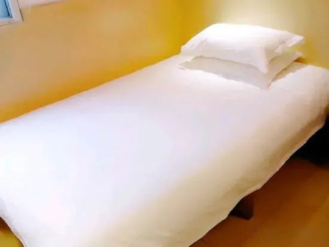 100 Inn (Kangqiao)