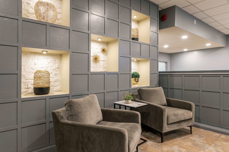 Comfort Suites Kingston Central photo 15