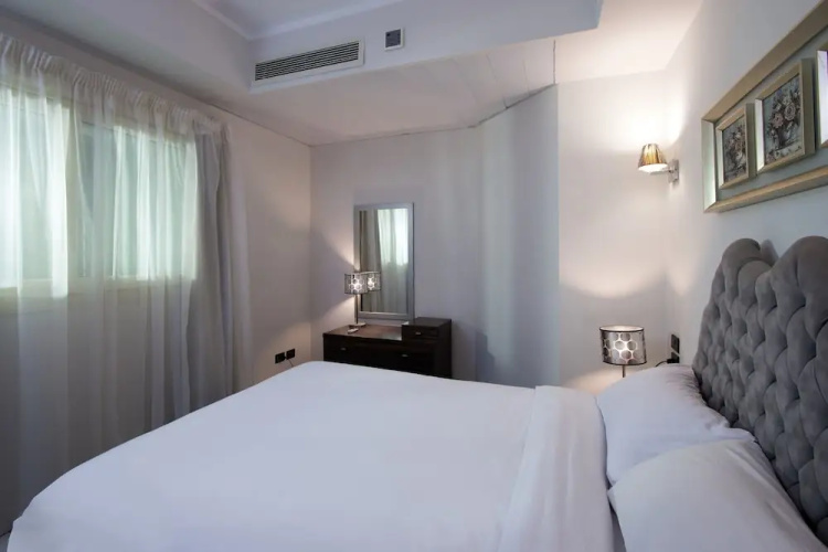 Royal Beach Serviced Apartments